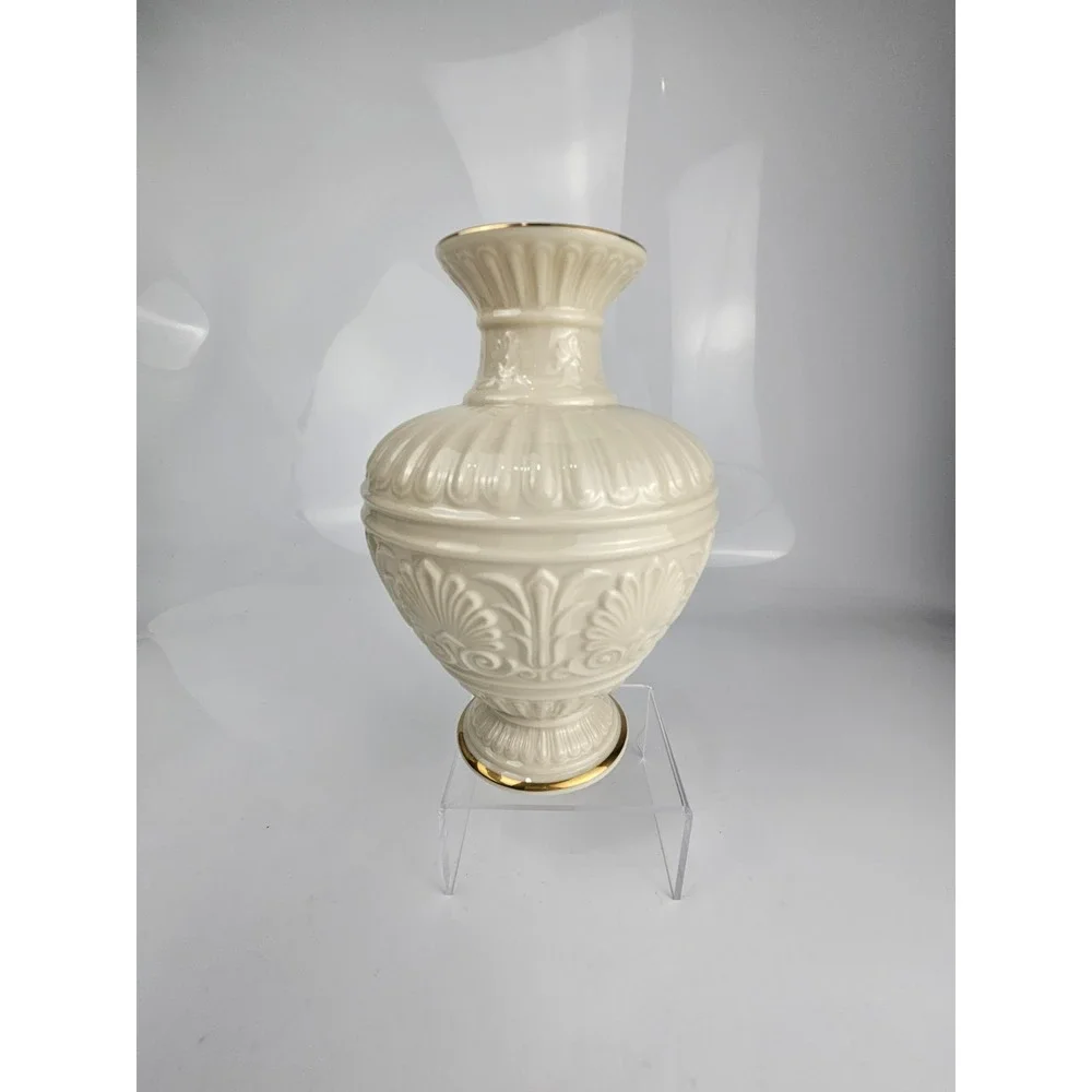 Lenox Athenian Collection Ivory Porcelain Vase 24K Gold‎ Trim Embossed USA